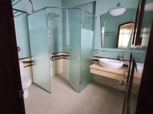 Hình ảnh Cho thuê biệt thự sân vườn 20X21 đường Cách Mạng Thag 8, P.7, Tân Bình