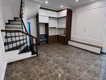 Hình ảnh Bán nhà Trường Chinh, nhà mới, gần phố, ngõ ô tô. 40m2. Giá 4.75 tỷ.
