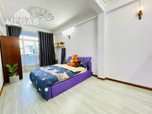 Hình ảnh CHDV có ban công siêu rộng siêu thoáng FULL NT 45m2 tại Q5 ngay sát Q1
