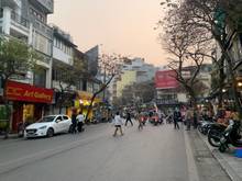 Hình ảnh Siêu Phẩm mặt phố Hàng Gai, vài bước ra Hồ Gươm. 93m 6 Tầng Kinh Doanh
