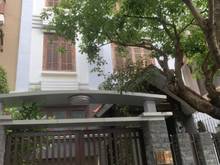 Hình ảnh Cho thuê Biệt Thự Vimeco Nguyễn Chánh. DT 140m, 4 tầng, 1 hầm. 50tr