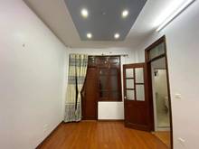 Hình ảnh Bán nhà Đê La Thành, 34m2, 3 tầng, ngõ ga gác, gần phố, 3.3 tỷ