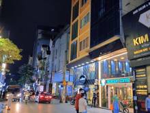 Hình ảnh Mặt phố Chùa Láng diện tích 95 xây 5 tầng kinh doanh đỉnh.