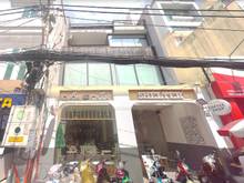 Hình ảnh Mt Nguyễn Văn Thủ 8x20m, trệt 3 lầu. Giá 90tr. Rẻ nhất khu vực