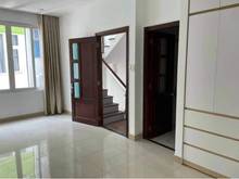 Hình ảnh Bước qua cầu Thị Nghè tới Quận 1,nhà 5 tầng , diện tích 38m2 chỉ 6tỷ4.