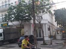 Hình ảnh Cho thuê nhà cạnh Vạn Phúc, 160mx 5 tầng, lô góc 2 mặt tiền, thang máy