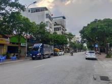 Hình ảnh Nhà mặt phố Trạm, 2 mặt đường, kinh doanh vô địch 155m, MT 6 giá 43 tỷ