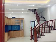 Hình ảnh Chủ nhà cần bán gấp gấp nhà 5 tầng, 35m ngõ Hồ Tùng Mậu, Bắc Từ Liêm