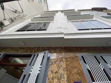 Hình ảnh Bán nhà dt 34m 5 tầng chính chủ trong  ngõ 565 lạc long quân tây