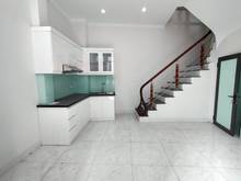 Hình ảnh Nhà đẹp 5 tầng Thạch Bàn Ngõ thông, ô tô đến cổng, ở cực đỉnh 3.25 tỷ