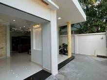 Hình ảnh Cho thuê biệt thự hẻm xe hơi 225/39A Nguyễn Đình Chiểu.Quận 3