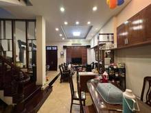 Hình ảnh Bán Gấp!!! Nhà Quận Cầu Giấy-Phố Trần Quốc Hoàn 50m2 X 5T, Giá 11.5 Tỷ