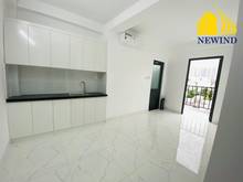 Hình ảnh Phòng mới toanh giá rẻ có BAN CÔNG LỚN ngay TRUNG TÂM QUẬN 7