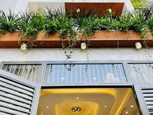 Hình ảnh Bán Nhà quận 4 dt 4 x 5 trệt 1 lầu giá 1,69 tỉ