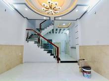 Hình ảnh Vỡ nợ bán nhà 1T1L đường Lạc Long Quân Q.TB 64M2/930TR gần chợ shr