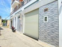 Hình ảnh Bán nhà 3 tầng giá chỉ 5,5 tỷ giáp KDC Hồng Long, Quốc lộ 13 vào 100m