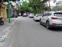 Hình ảnh Cực hiếm bán nhà mặt phố ô tô tránh kinh doanh đỉnh MT 4m HBT