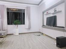 Hình ảnh Bán nhà HXH Lê Quang Định, P.11, mặt tiền 5m, 3 lầu, 6PN, 7ty6 TL
