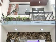 Hình ảnh ĐẸP NHƯ MƠ! Nhà Lê Thị Riêng, Q1, 66m2 1Tỷ769 SHR