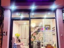 Hình ảnh Cần cho thuê nhà SIÊU ĐẸP mặt phố Lê Thái Tổ DT 70m2,mặt tiền:18m