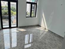 Hình ảnh Bán nhà mới, giá tốt, ở ngay hẻm đ. Lê Văn Việt