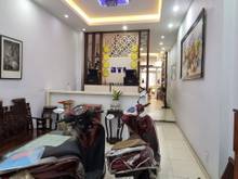 Hình ảnh Xe Hơi Đỗ Cửa. Tặng Nội Thất. Nhà Nguyễn Trọng Tuyển 85m2 (4.2x20) 4T