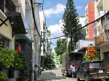 Hình ảnh XEM NHÀ THÍCH NGAY. Xe hơi vào nhà, chỉ 105 tr 1m2. 52m2.