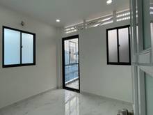 Hình ảnh Nhà bán Lê Quang Định 2 tầng ngang gần 4m chỉ 3.4ty