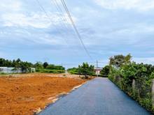 Hình ảnh (CỰC HIẾM) bán đất sổ hồng 140m2 trung tâm thị trấn lộc an 700trieu