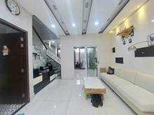 Hình ảnh Nhà BTCT 5 tầng hẻm xe hơi 1 sẹc, gần Nhà thờ Ba Chuông – Phú Nhuận