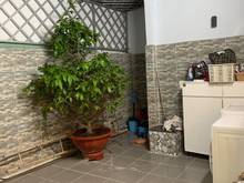 Hình ảnh Nhà 3 tầng xe hơi đậu trong nhà, 4 phòng ngủ, tặng nội thất xịn