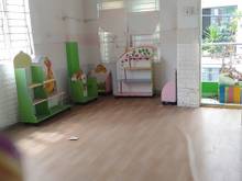 Hình ảnh Cho thuê nhà HXT Nguyễn Hữu Cảnh, 4x 10m, nhà 3 lầu, có chỗ để xe hơi