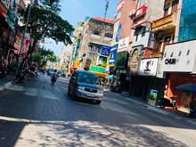 Hình ảnh Cho thuê nhà 6 tầng mặt phố Bạch Mai