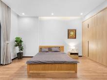 Hình ảnh (TRƯỜNG GIA THIỀU) Bán nhà ngõ 298 Ngọc Lâm giá 4.8 tỷ, 38Mx5T, Ô tô