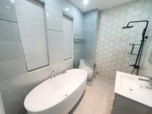 Hình ảnh Nhà bán Nguyễn Du 4 tầng bao đẹp hẻm 5m chỉ 6t5