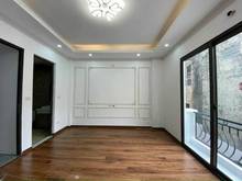 Hình ảnh Bán gấp nhà ngõ 10 Láng Hạ giá 5.2 tỷ, 45mx4T Mới đẹp, SĐCC