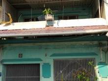 Hình ảnh Nhà nát nằm mặt tiền đường cần bán gấp