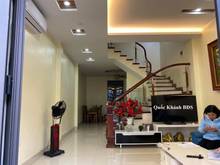 Hình ảnh Trung tâm Cầu Giấy - Gần phố - Nhà đẹp ở ngay - Giá chỉ hơn 4 tỷ