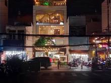 Hình ảnh Nhà nguyên căn mặt tiền đường Cách Mạng Tháng Tám, Phường 11, Quận 3.