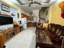 Hình ảnh Vip - Cầu Giấy - Kinh doanh sầm uất - 6 tầng - 5.2 tỷ