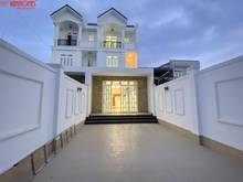 Hình ảnh Bán nhà 3 tấm 4PN có sân lớn đậu 2 ô tô 7 chỗ đối diện KĐT Vạn Phúc TĐ