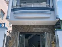 Hình ảnh xe hơi đỗ cửa đường hẻm 3 tháng 2 phường 14 quận 10 ngang 3,6 X 15m