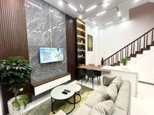 Hình ảnh Mặt tiền đẹp 4.3m, Phố Nguyễn Trãi, 43m2, 5 Tầng, Ô TÔ, 5.55 Tỷ.