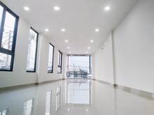 Hình ảnh Cho thuê goc 2MT  Quận  Bình Thạnh  8.x20 3 lầu giá : 150tr/th
