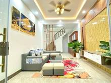 Hình ảnh Bán nhà Mặt tiền đẹp 4.6m, Phố Chính Kinh, 45m2, 5 Tầng, Ô TÔ, 5.5 Tỷ.