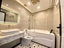 Hình ảnh Bán nhà phố Hồng Tiến 70m, 6T, Gara 7 chỗ, thang máy