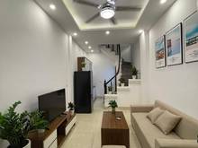 Hình ảnh Bán nhà phố Bồ Đề, Long Biên, Lô góc, Ô Tô, DT 37m2 x 5 tầng, giá 4.4