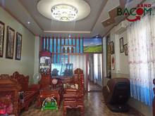 Hình ảnh Bán nhà tặng nội thất để định cư mỹ ( có quầy bar)