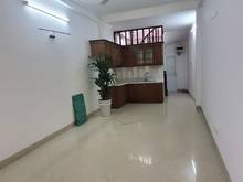 Hình ảnh Bán nhà riêng 6 tầng 36m2 phố Tạ Quang Bửu giá 4,6 tỷ Mr. Vinh 0962 65