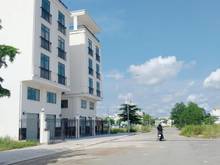 Hình ảnh Bán cặp 210m2 xây trọ gần KCN Lê Minh Xuân gần vòng xoay Tỉnh Lộ 10